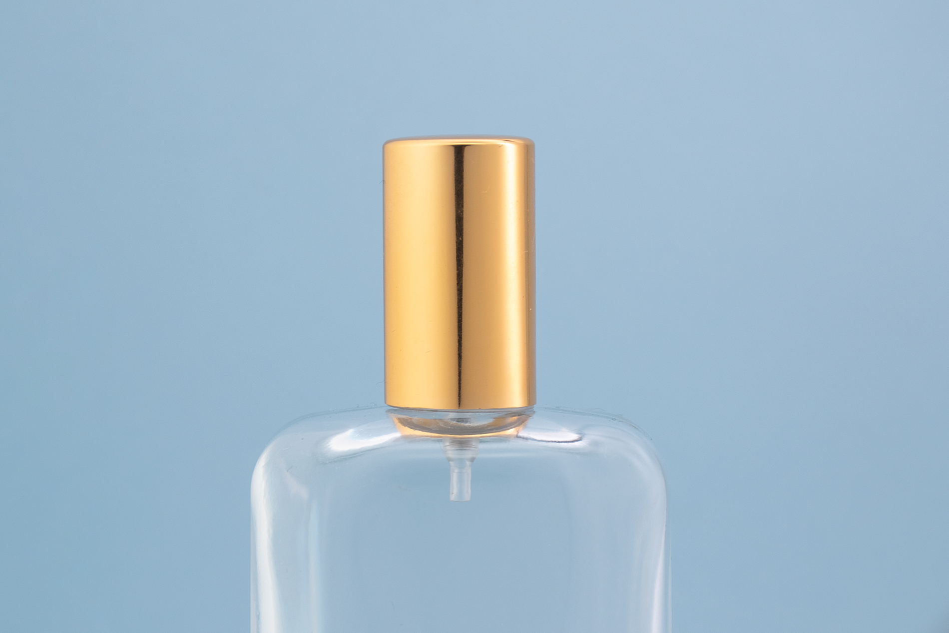 FEA 15 shiny gold crimp pump with aluminium collar and cap FEA 15 shiny gold crimp pump with aluminium collar and cap