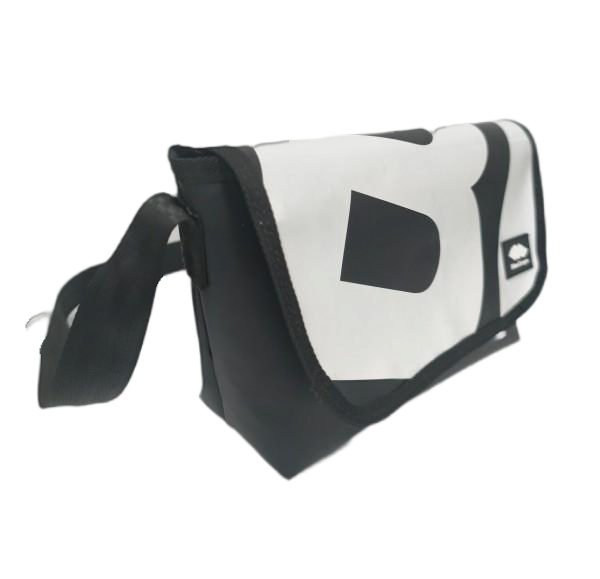 customizationYoung people PVC messenger bags customizationYoung people PVC messenger bags