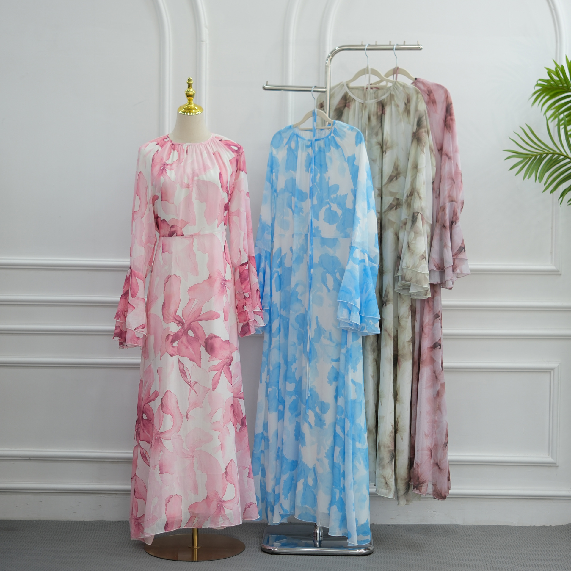 Floral Chiffon Flared Sleeve Abaya Dress Detail Elegant Floral Maxi Abaya Detail