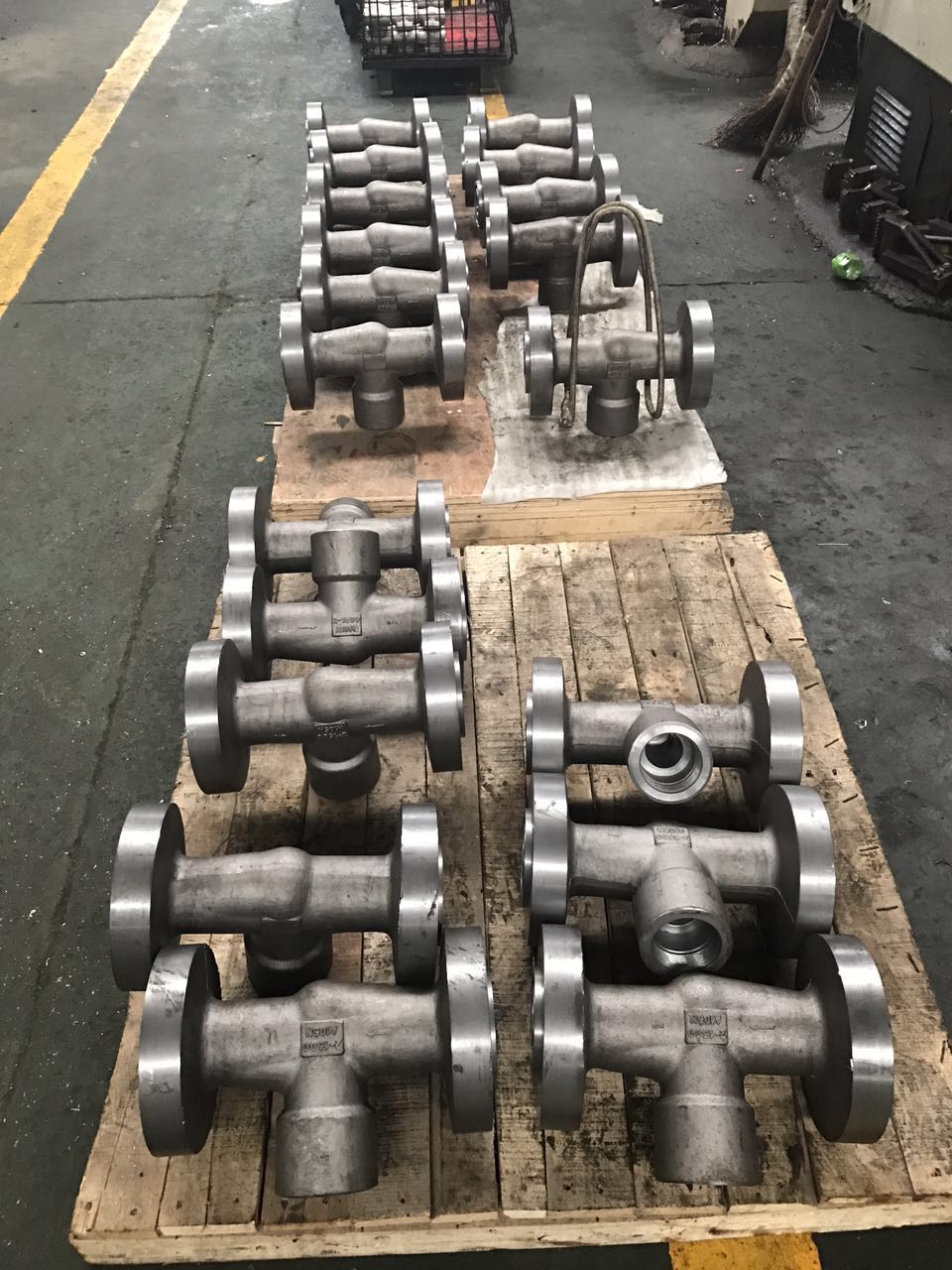 Forged valve Forged valve