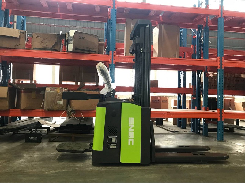 Electric Pallet Stacker