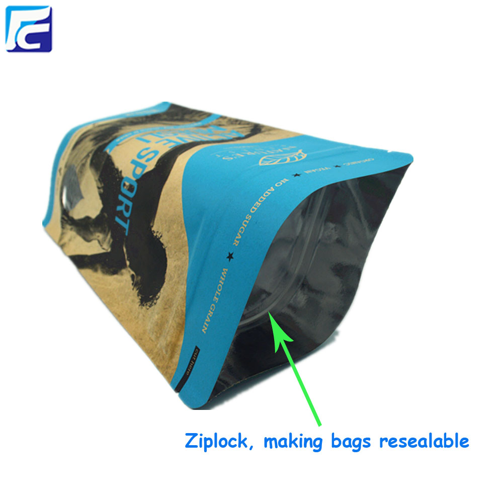 Bolsas de papel kraft con ventana transparente Kraft paper pouches with clear window