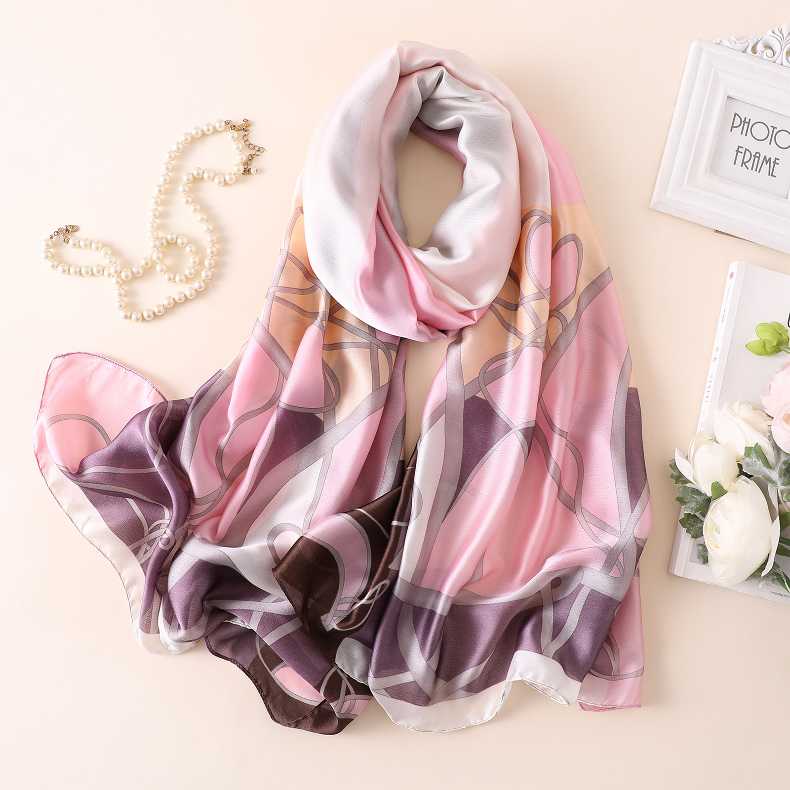 Foulard en soie imitation Sun Block serviette de plage (16) Imitation silk scarf sun block beach towel (16)
