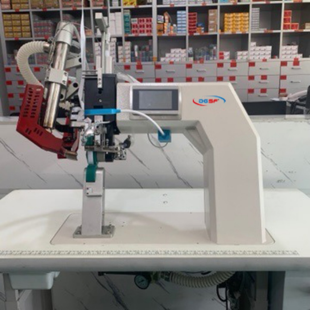 YB-T3 Waterproof shoe cover laminating machine (2) YB-T3 Waterproof shoe cover laminating machine (2)