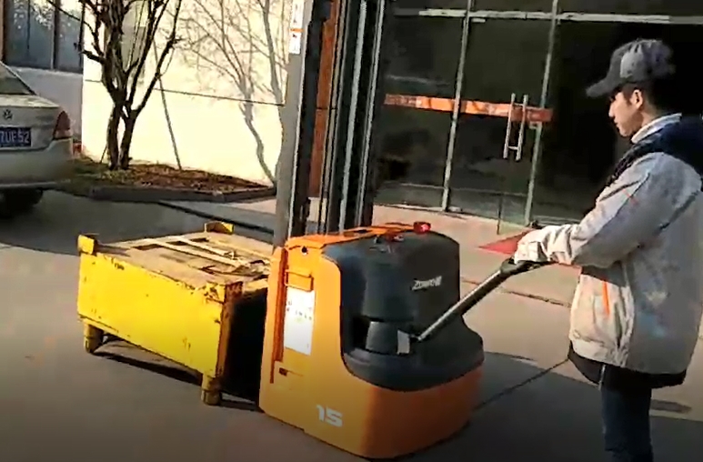 electric stacker2