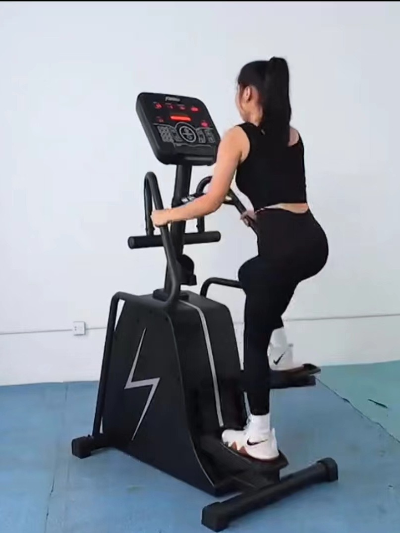 3 3