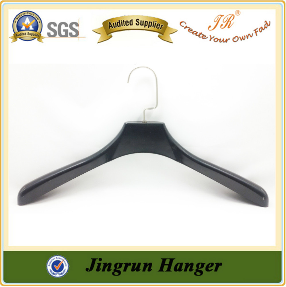 plastic hangers online