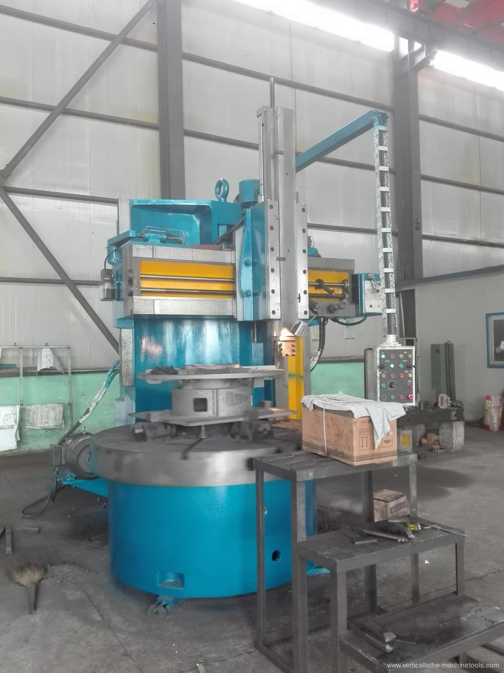 Qiqihar vertical lathe machine in stock