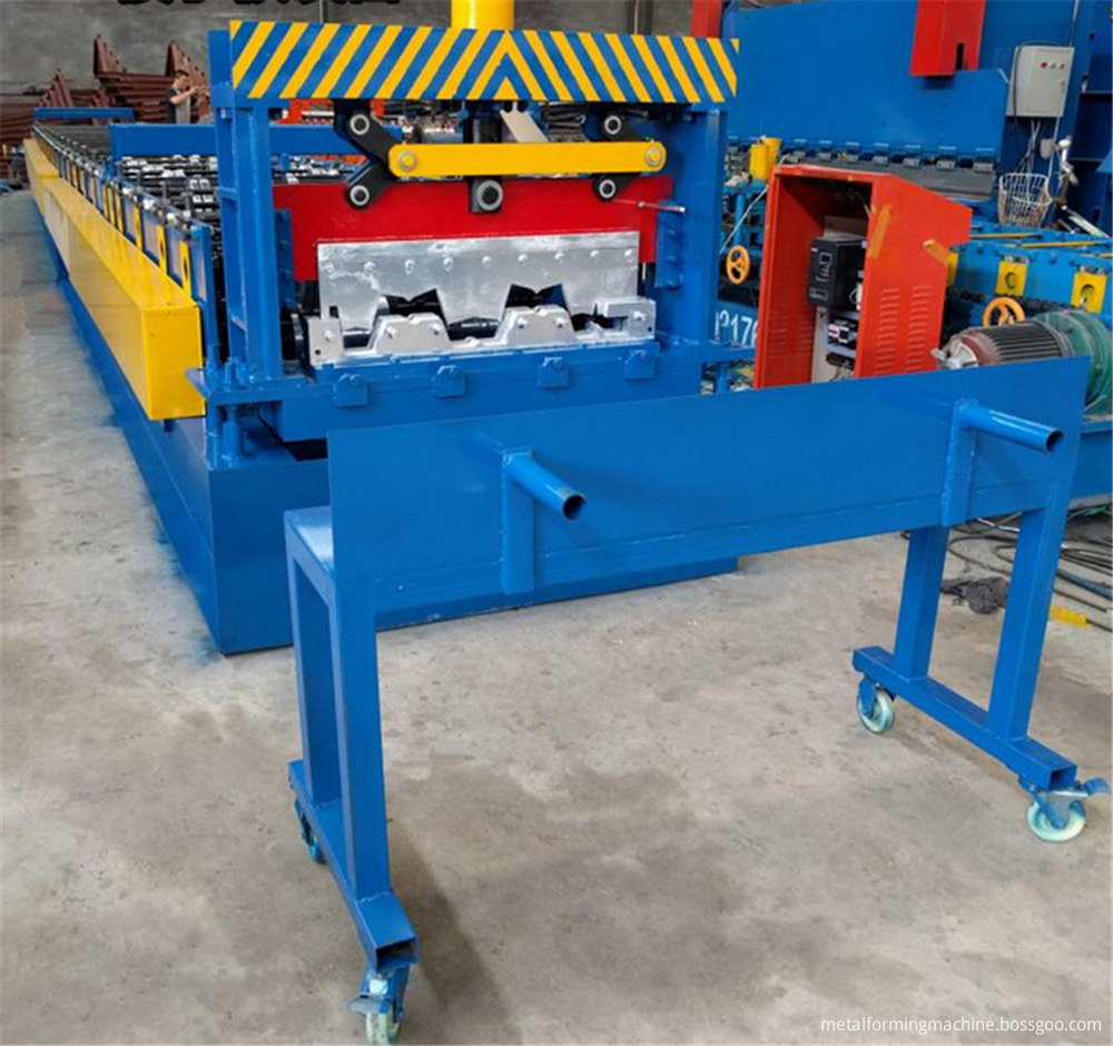Metal floor decking roll forming equipment Metal floor decking roll forming equipment