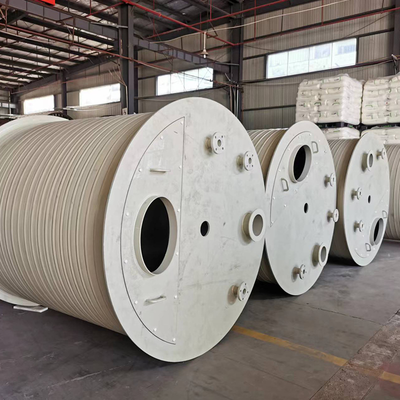 User friendly industrial chemical containment barrel User friendly industrial chemical containment barrel