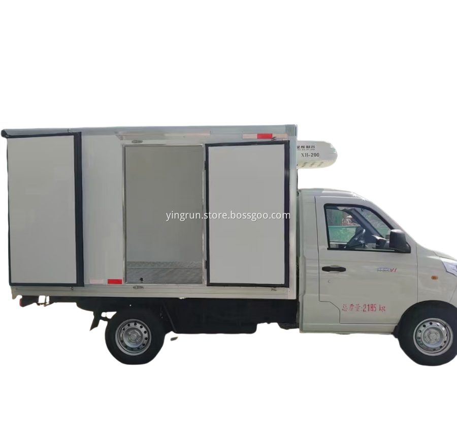 Compact Refrigerated Van Compact Refrigerated Van