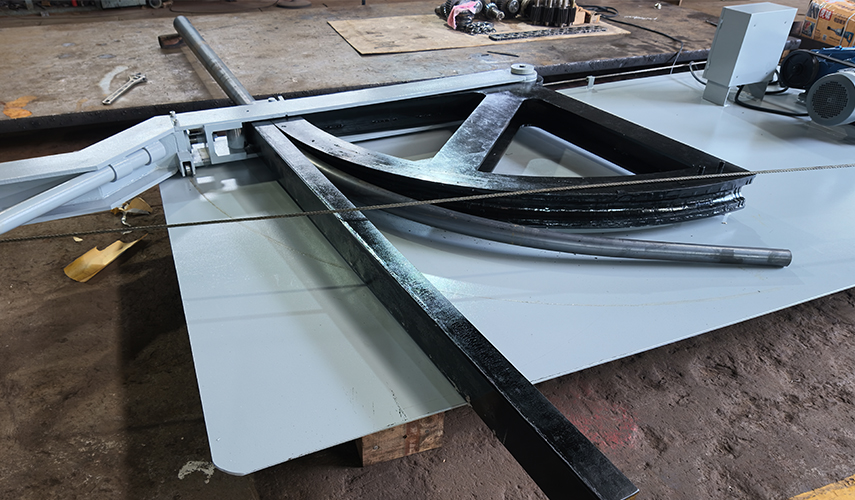Bending machine Bending machine