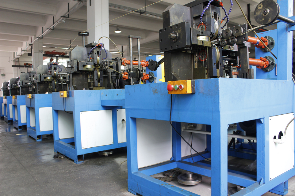 Y TYPE WIRE DRAWING MACHINE-2