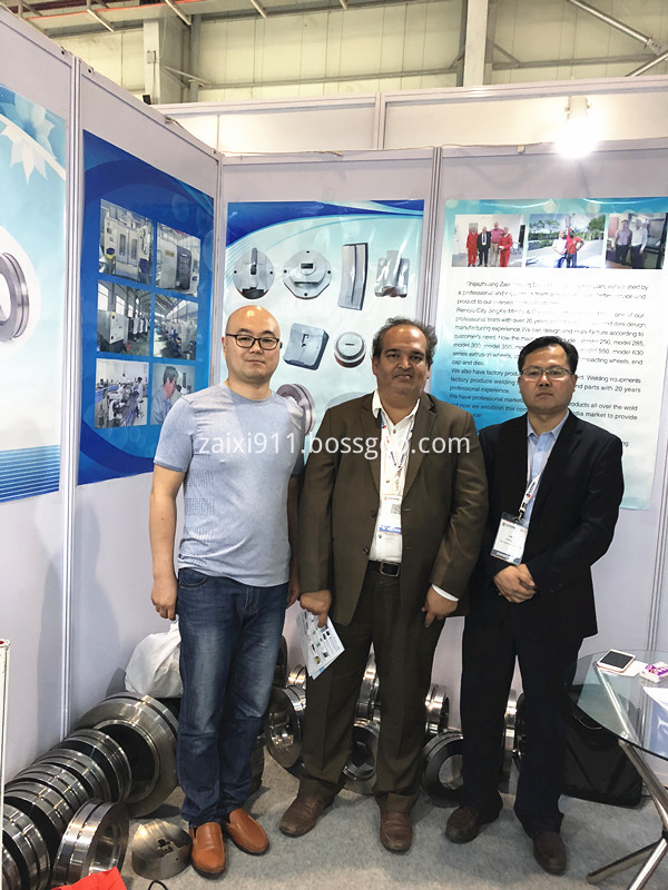 extrusion wheel extrusion chamber extrusion dies and molds copper wire corpper rod upcasting
