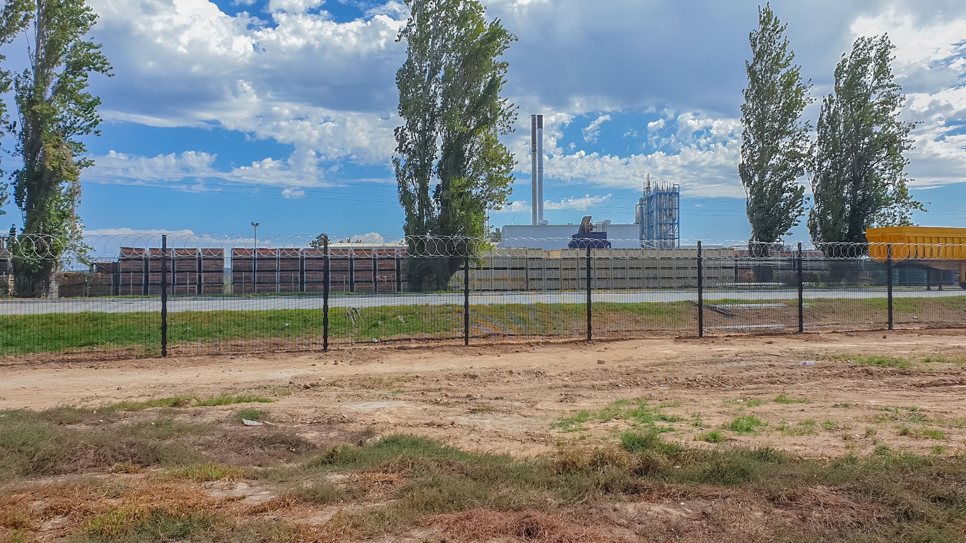 PVC curved mesh fence PVC curved mesh fence
