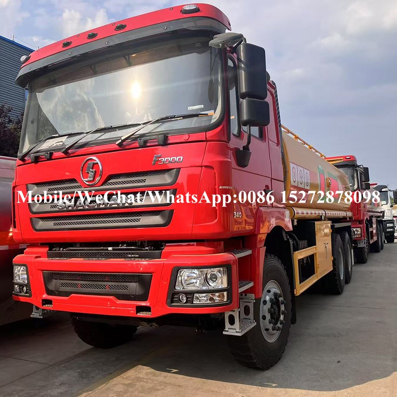 SHACMAN Fuel Truck (1) SHACMAN Fuel Truck (1)