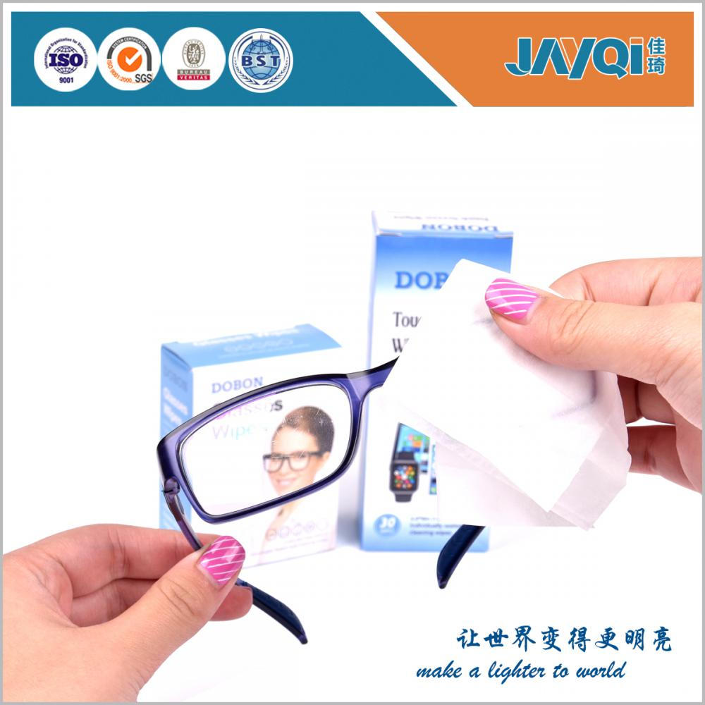Single Pack Lens Cleaning Wet Wipes Single Pack Lens Cleaning Wet Wipes