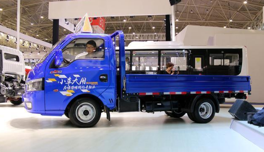 Gasolina 2 toneladas caminhão caminhão 2 Gasoline 2 Tons Lorry Truck 2