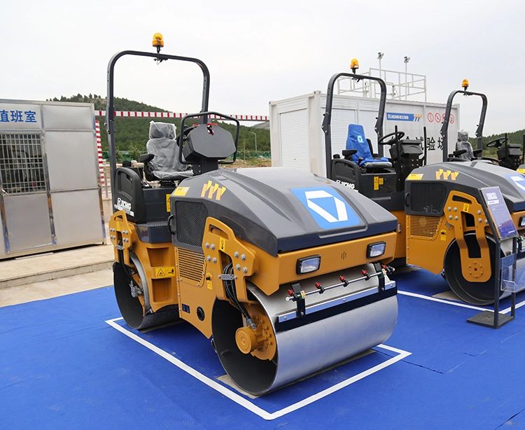 XCMG-Official-Manufacturer-Light-Compactor-Xmr303s-Mini-Double-Drum-Road-Roller (5) XCMG-Official-Manufacturer-Light-Compactor-Xmr303s-Mini-Double-Drum-Road-Roller (5)