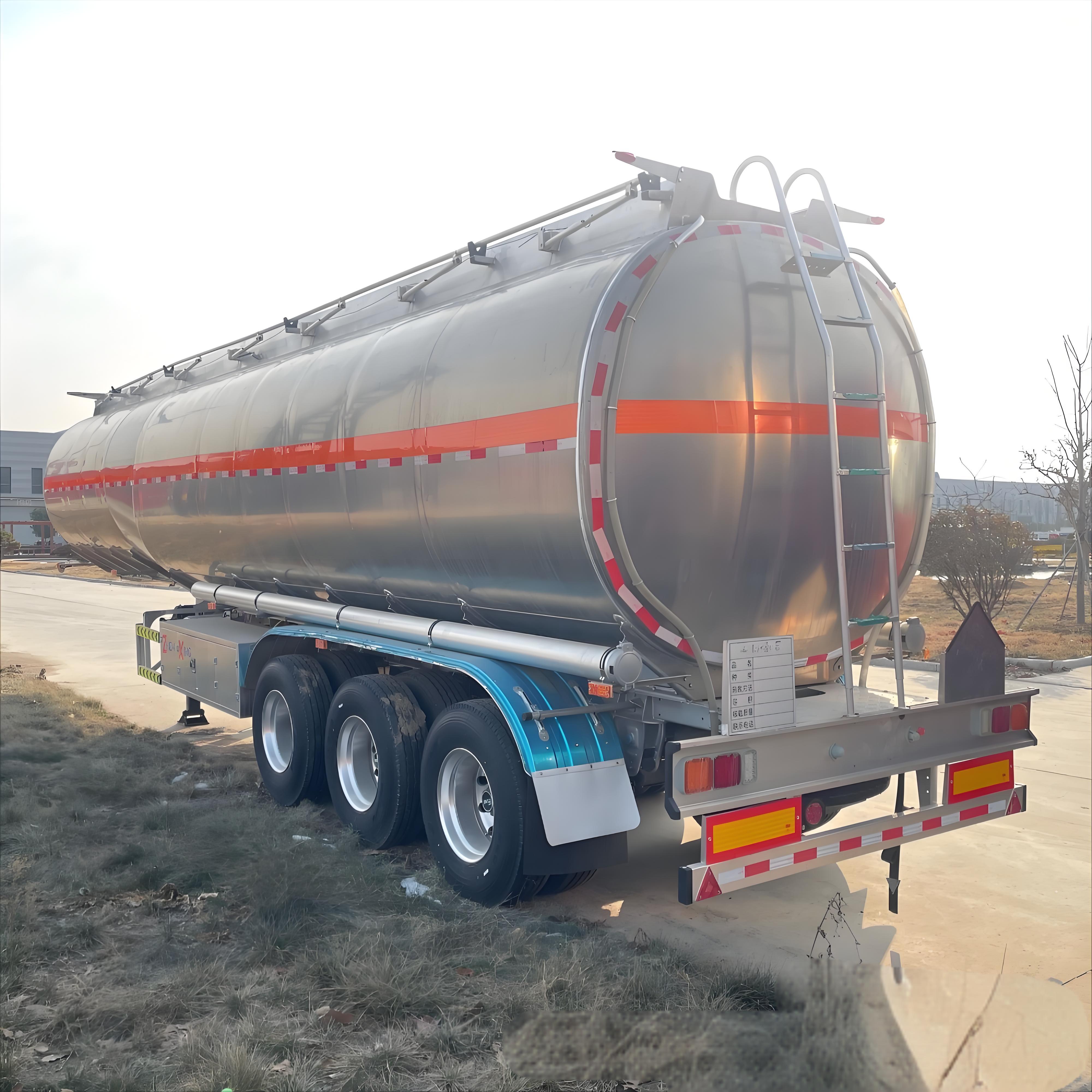 Oil Carrier Tank Truck07 Oil Carrier Tank Truck07