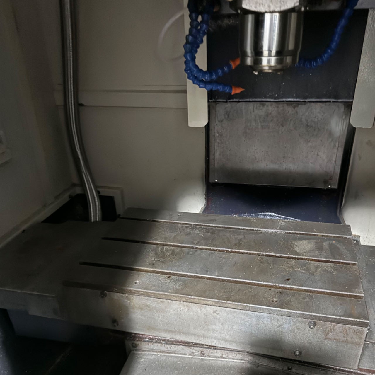 WINTOP MC500 Drilling and Tapping Center WINTOP MC500 Drilling and Tapping Center