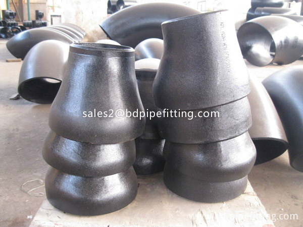 Alloy pipe fitting (290)