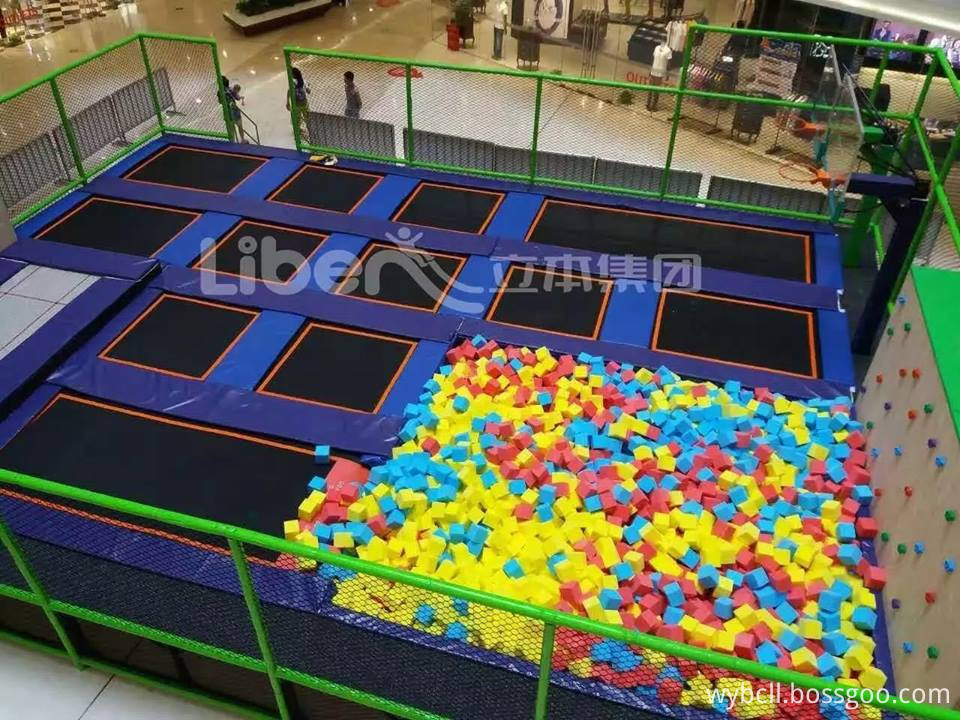 Liben Trampoline Park (6)