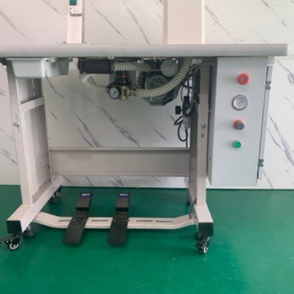 YB-T3 Waterproof shoe cover laminating machine (3) YB-T3 Waterproof shoe cover laminating machine (3)