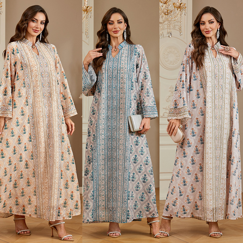 Floral Embroidered Abaya Rhinestone Detail Floral Embroidered Abaya Rhinestone Detail
