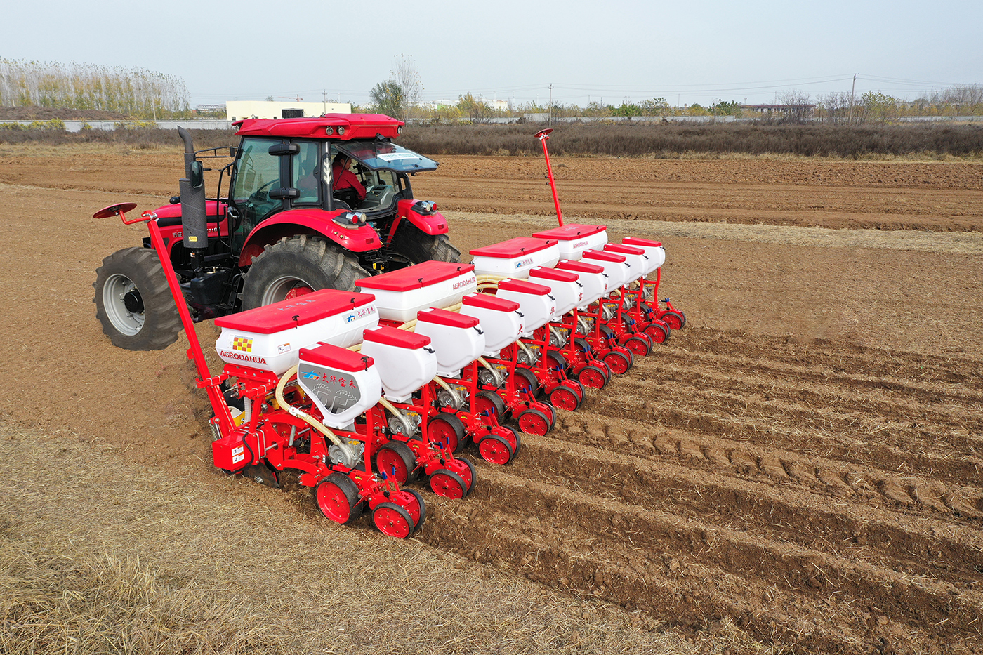 Ensures accurate fertilizer placement Ensures accurate fertilizer placement