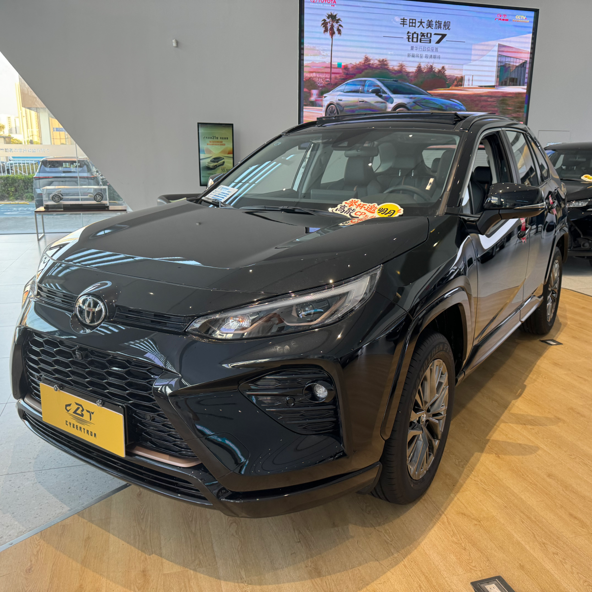 Thickly padded seats Thickly padded seats