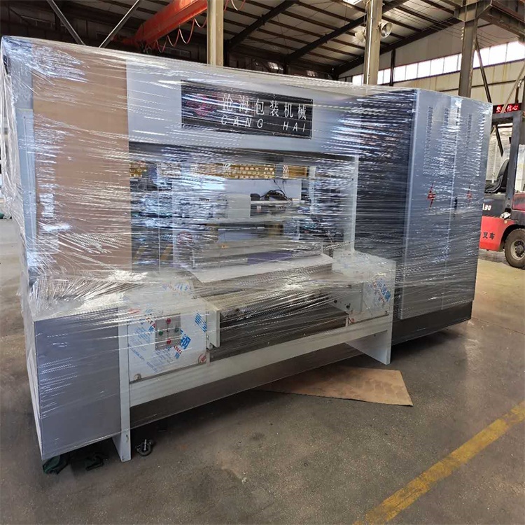 Automatic corrugated carton rotary die cutting machine2 Automatic corrugated carton rotary die cutting machine2