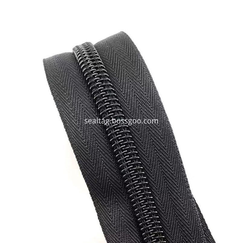 Wall Up Zipper Wall Up Zipper