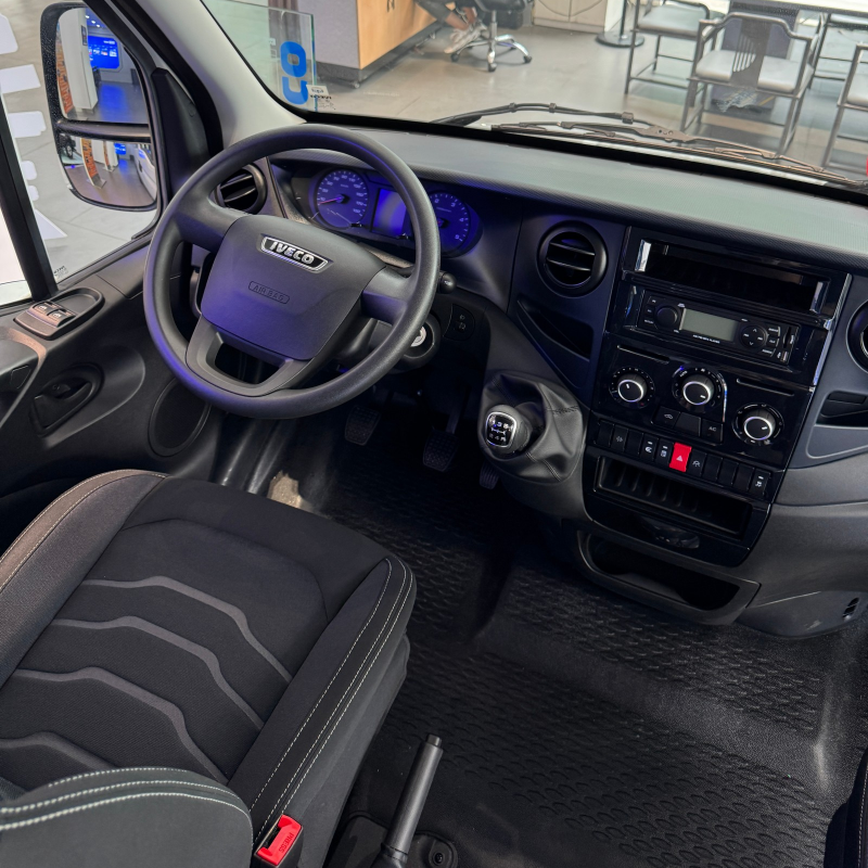 Daily Super Rui Light Passenger Van Daily Super Rui Light Passenger Van