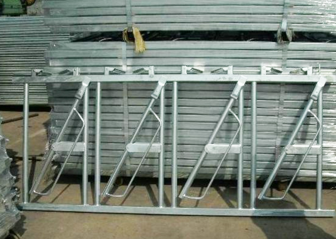 Hot DIP Galvanized Cattle Headlocks2 Hot DIP Galvanized Cattle Headlocks2