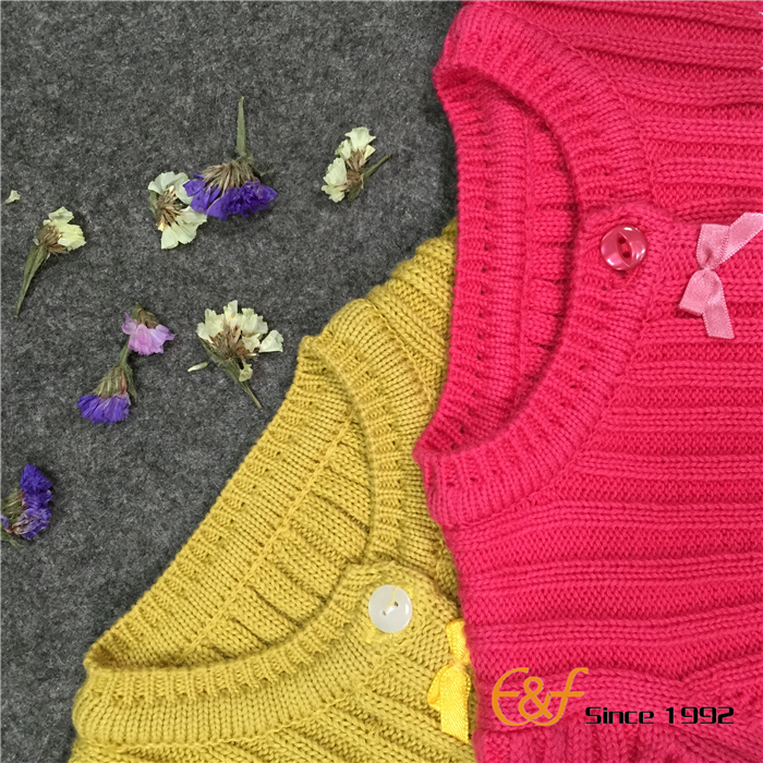 Convex ribs Sweater with Butterfly Convex ribs Sweater with Butterfly