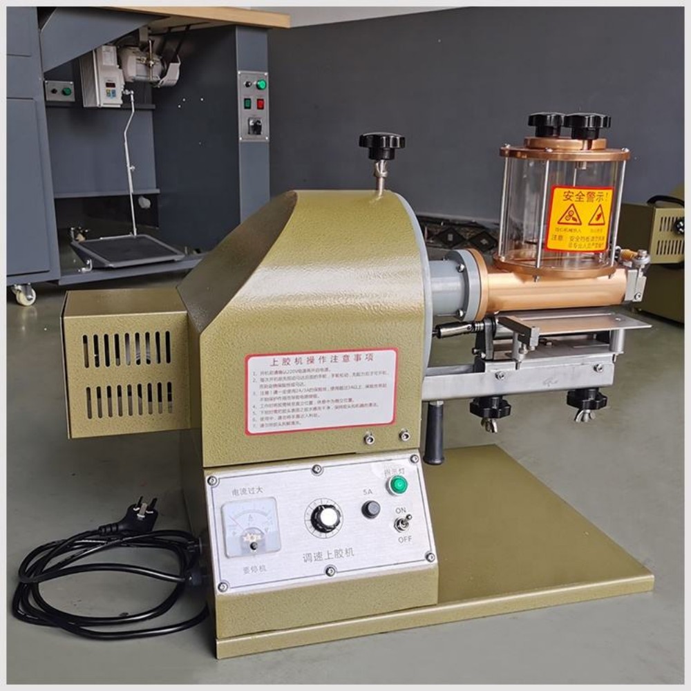 DL-126-6 Hot Selling Models 150mm Speed Regulation of Glass Bottle Gluing Machines (7) DL-126-6 Hot Selling Models 150mm Speed Regulation of Glass Bottle Gluing Machines (7)