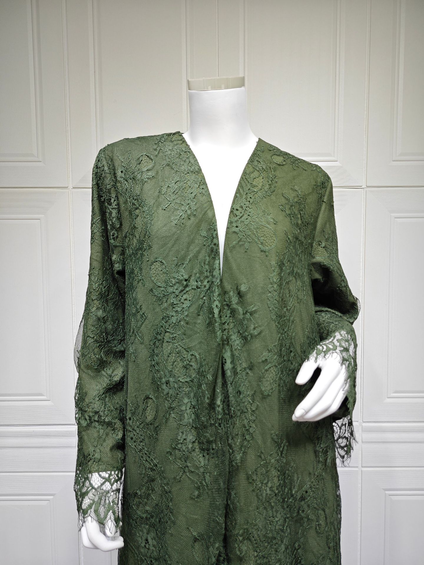 Lace Abaya Cardigan MQ281 (12) Lace Abaya Cardigan MQ281 (12)