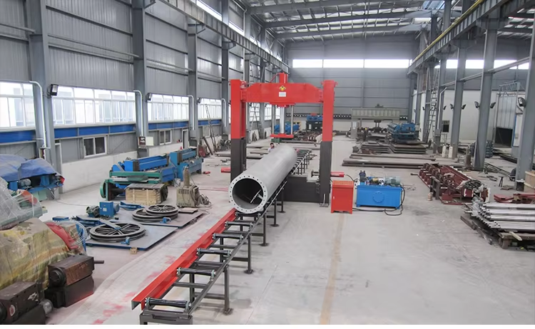 Large Diameter Seaming And Straightening Machine Large Diameter Seaming And Straightening Machine