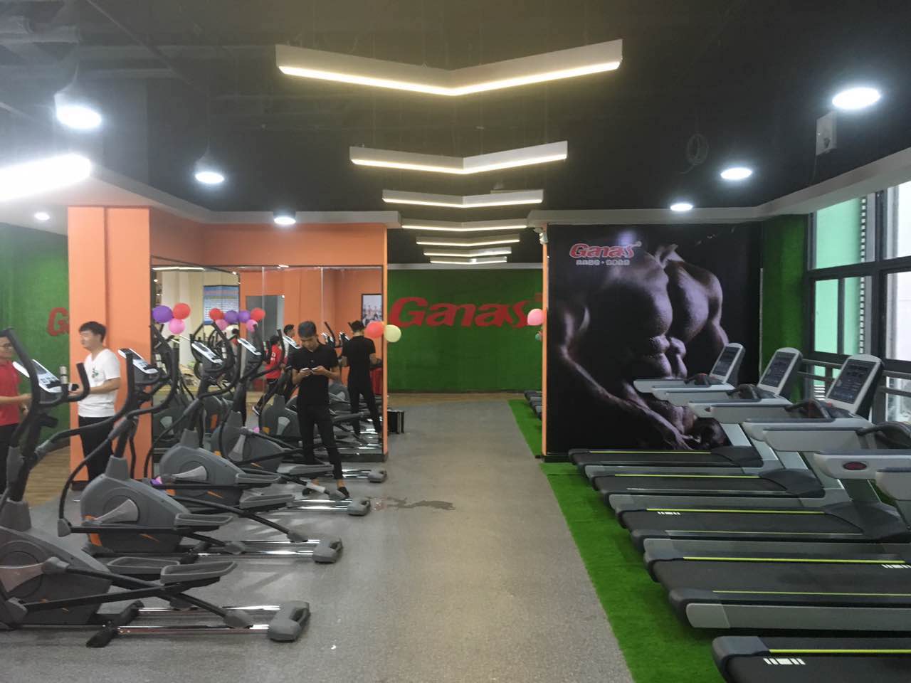 Ganas gym2