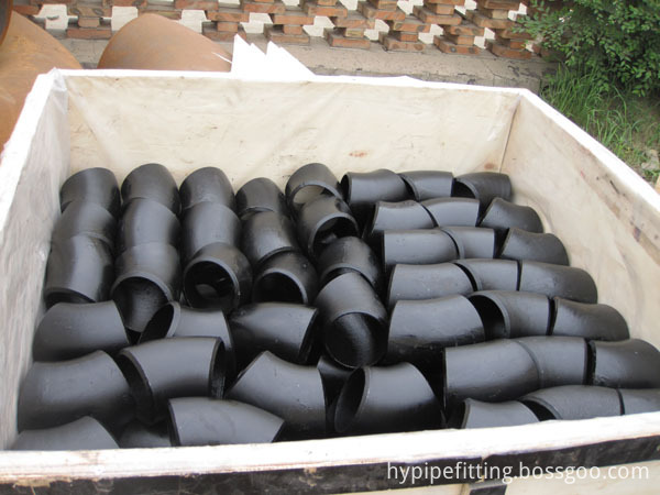 Pipe elbows Pipe elbows