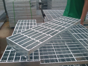 Serrated Steel Grating