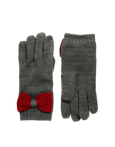 Ladies knitted gloves with screen touch