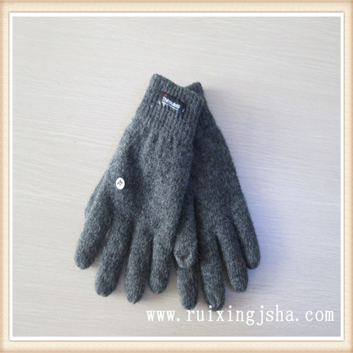 man plain color knitted wool gloves man plain color knitted wool gloves