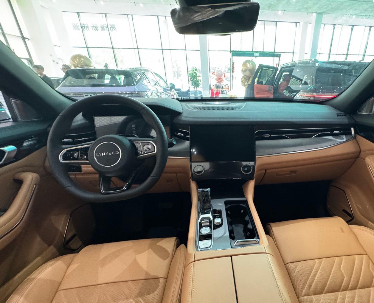 Dedicated interface for child safety seats Dedicated interface for child safety seats