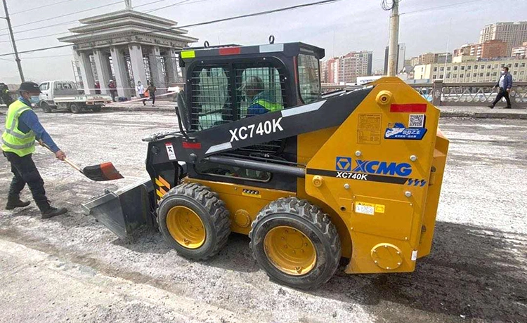 XCMG-Official-Small-Skid-Steer-Loader-Xc740K (9) XCMG-Official-Small-Skid-Steer-Loader-Xc740K (9)