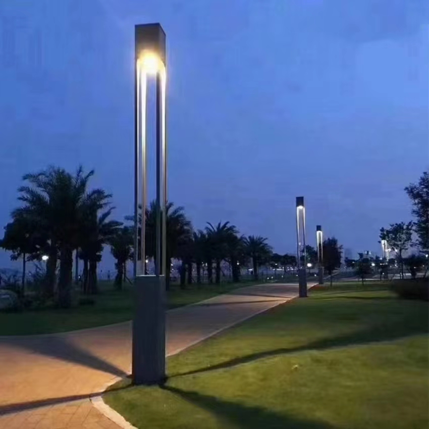 Solar Path Courtyard Lamps Solar Path Courtyard Lamps