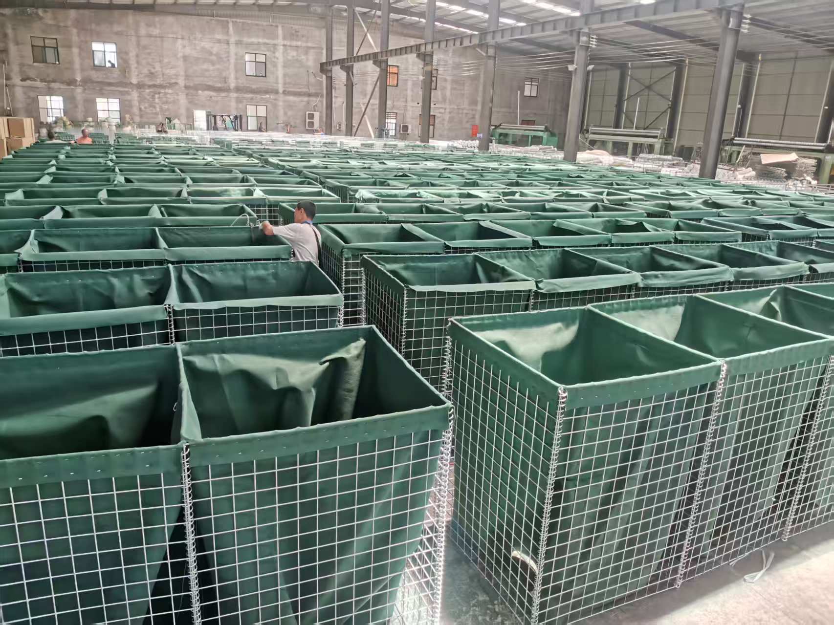 Hesco Barriers With Geotextile Liner Hesco Barriers With Geotextile Liner