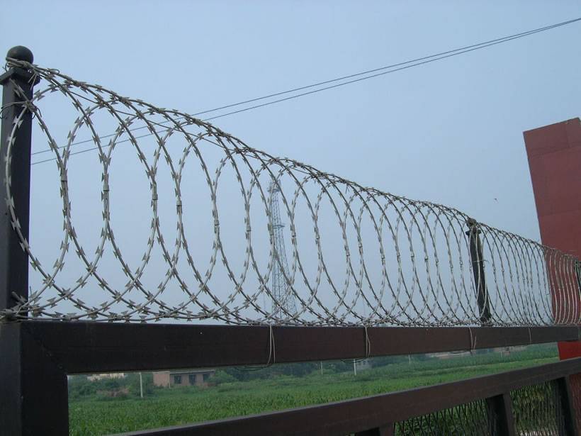 razor wire flat wrap2 razor wire flat wrap2