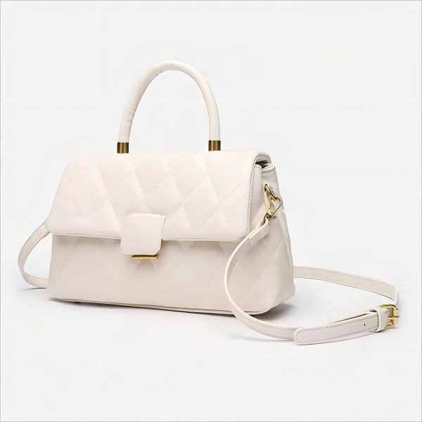 Stylish Custom Handbag with Classic Design Stylish Custom Handbag with Classic Design